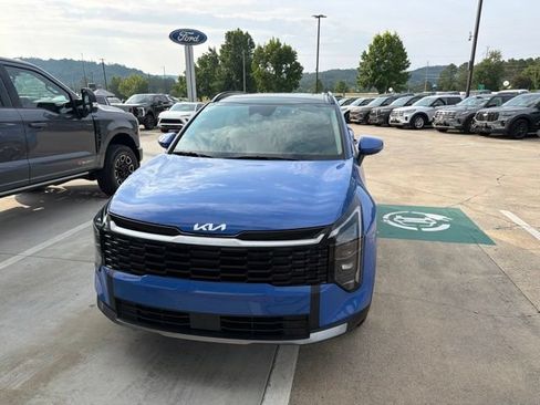 Used 2026 Kia Sportage EX w/ EX Panorama Roof Package FWD image 2