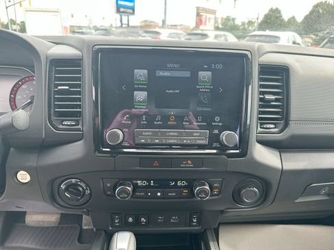 Used 2022 Nissan Frontier PRO-4X w/ Pro-4X Premium Package AWD/4WD image 16
