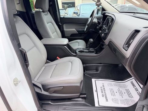 Used 2021 Chevrolet Colorado W/T RWD image 22