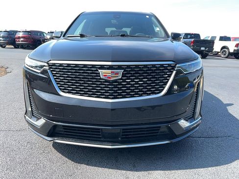 Used 2024 Cadillac XT6 Premium Luxury w/ Technology Package image 2