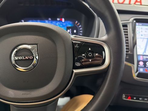 Used 2025 Volvo XC90 B5 Core AWD/4WD image 27