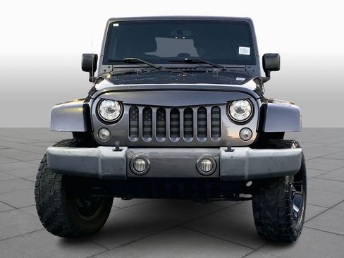 Used 2017 Jeep Wrangler Sahara w/ Connectivity Group image 3