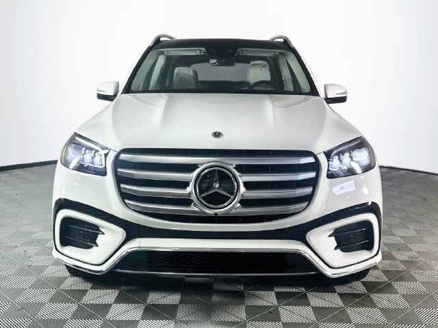 New 2026 Mercedes-Benz GLS 450 4MATIC image 2
