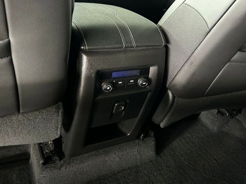 Used 2023 Chevrolet Traverse LT w/ LPO, Floor Liner Package image 38