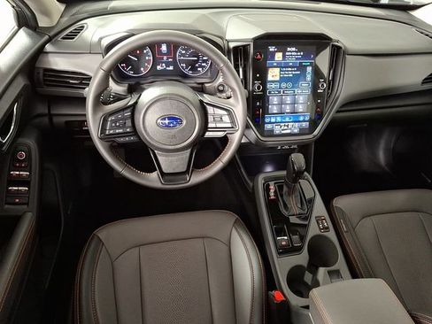 Used 2025 Subaru Crosstrek 2.5i Limited AWD/4WD image 2