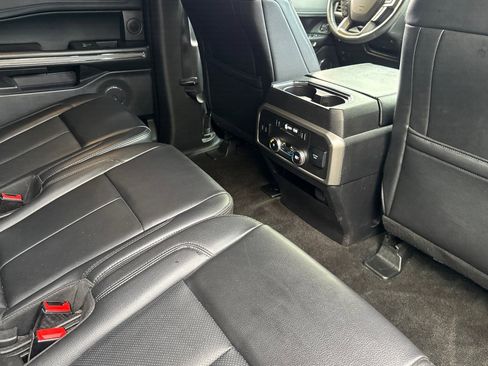Used 2019 Ford Expedition XLT w/ Equipment Group 202A image 21