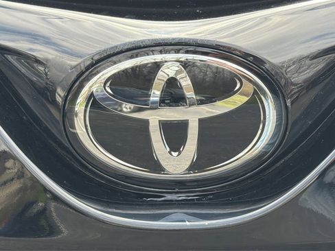 Used 2018 Toyota RAV4 LE w/ All Weather Liner Package image 25