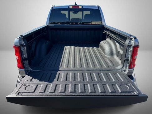 New 2025 RAM 1500 Big Horn AWD/4WD image 9