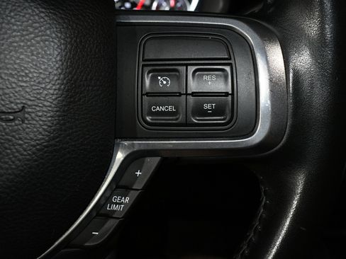 Used 2022 RAM 2500 Laramie AWD/4WD image 30