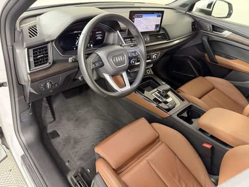 Certified 2025 Audi Q5 2.0T Premium Plus w/ Premium Plus Package image 10