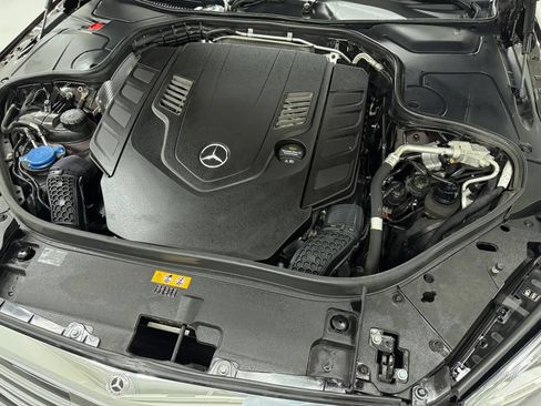 Used 2019 Mercedes-Benz S 560 4MATIC Sedan image 43