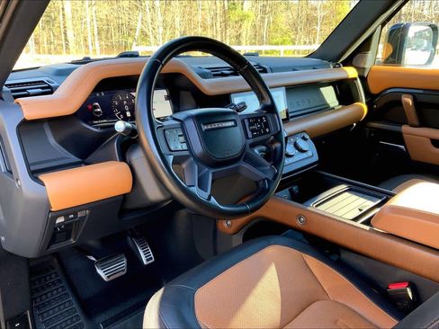 Used 2021 Land Rover Defender 90 X image 16