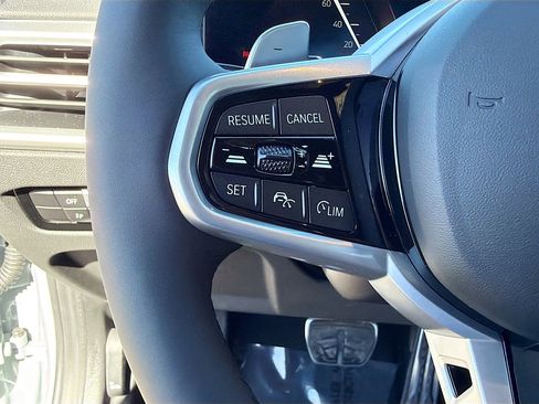 New 2026 BMW 330i Sedan w/ M Sport Package image 38