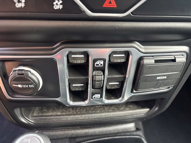 Used 2021 Jeep Wrangler Unlimited Sport AWD/4WD image 13