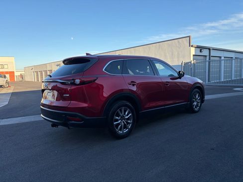 Used 2018 MAZDA CX-9 Touring w/ Touring Premium Package image 4