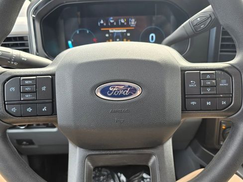 New 2026 Ford F350 XLT w/ XLT Premium Package AWD/4WD image 19
