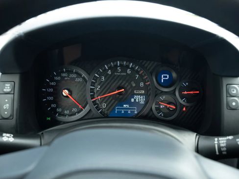 Used 2020 Nissan GT-R Premium image 15