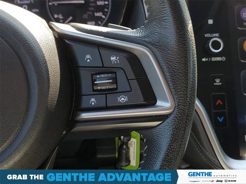 Used 2022 Subaru Outback Premium image 17