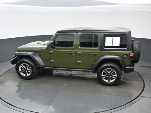 Used 2021 Jeep Wrangler Unlimited Sport AWD/4WD image 35