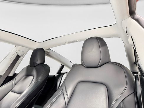 Used 2018 Tesla Model 3 Long Range RWD image 23