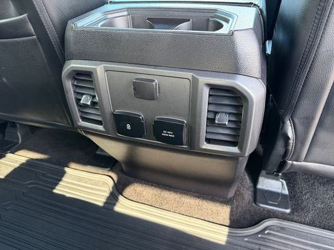 Used 2017 Ford F150 XLT w/ Equipment Group 302A Luxury AWD/4WD image 33