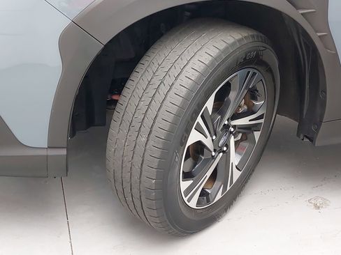 Used 2024 Subaru Crosstrek 2.0i Premium AWD/4WD image 34