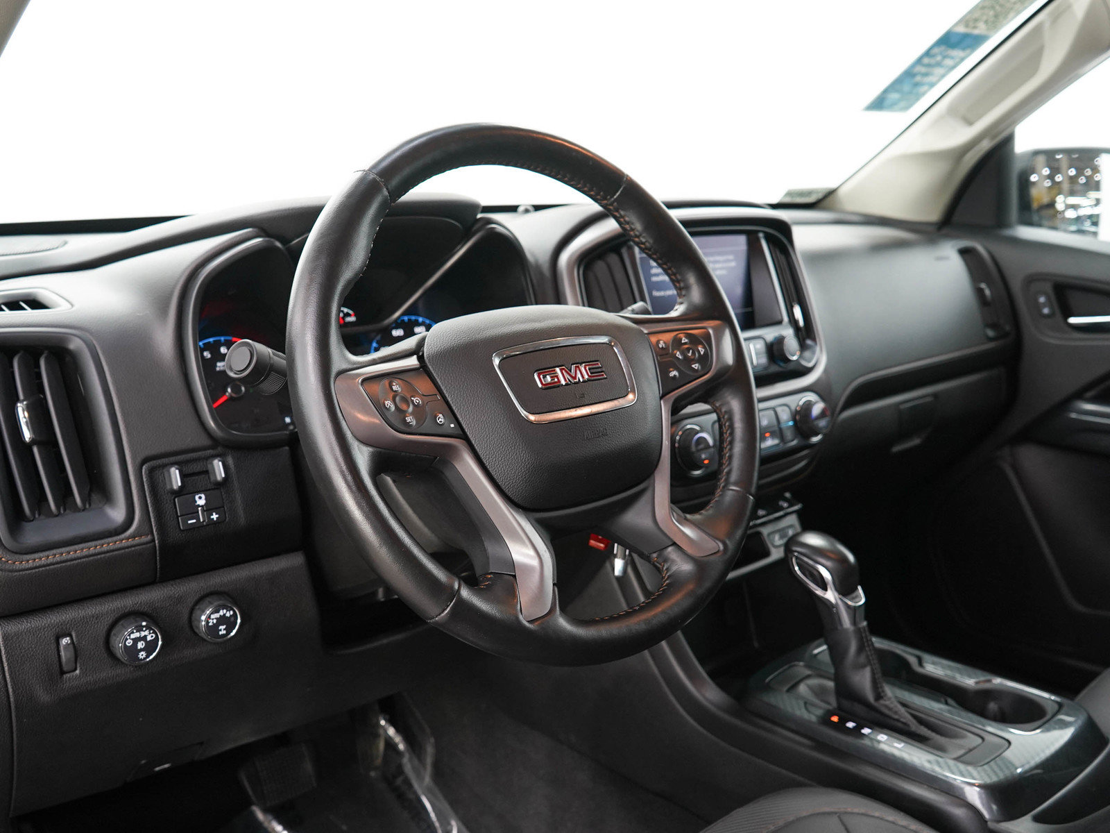 Used 2022 GMC Canyon AT4 AWD/4WD image 25
