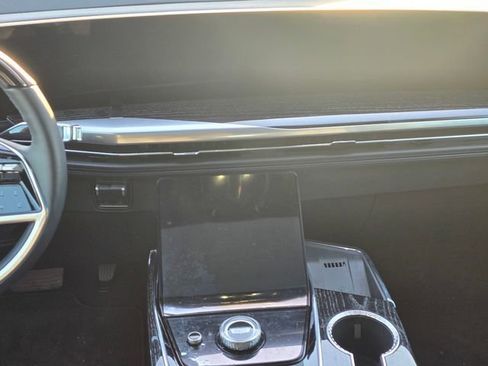 New 2026 Cadillac Escalade IQ Sport 1 w/ LPO, Floor Liner Package image 20