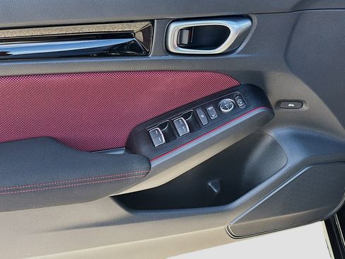 Certified 2025 Honda Civic Si image 16
