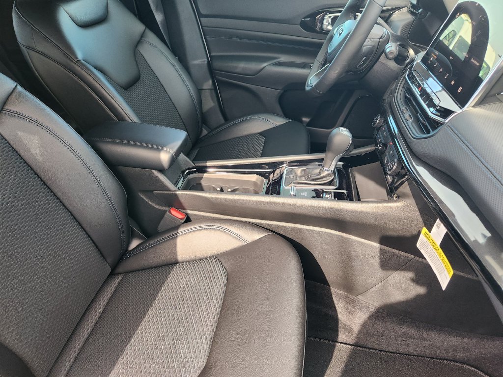 New 2026 Jeep Compass Latitude AWD/4WD image 11