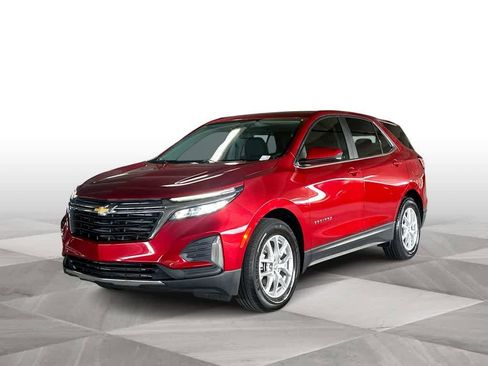 Used 2023 Chevrolet Equinox LT FWD image 1