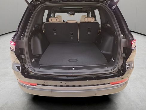 New 2026 Jeep Grand Cherokee Limited image 22