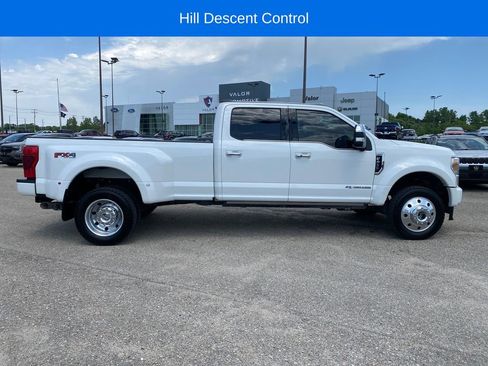Used 2022 Ford F450 Platinum w/ FX4 Off-Road Package AWD/4WD image 7