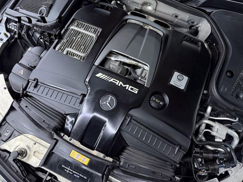 Used 2018 Mercedes-Benz E 63 AMG S image 29