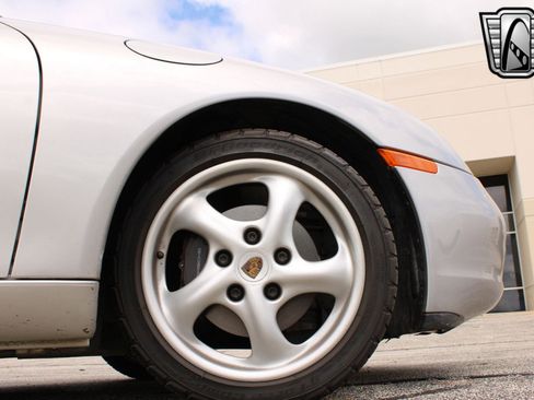 Used 1998 Porsche Boxster image 8