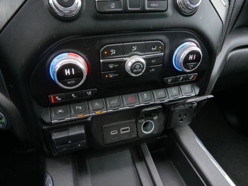 Used 2021 GMC Sierra 1500 Denali w/ Denali Ultimate Package image 37