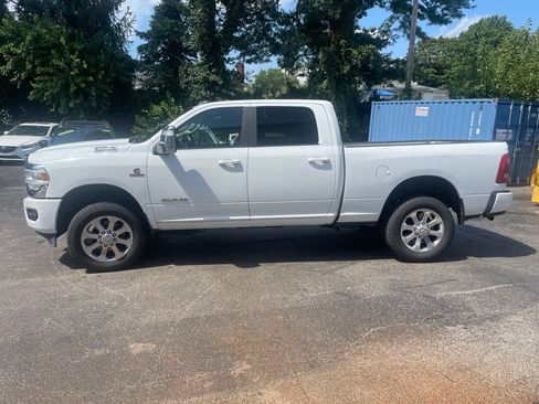 Used 2023 RAM 2500 Laramie AWD/4WD image 5