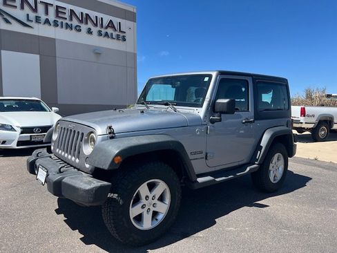 Used 2014 Jeep Wrangler Sport w/ Quick Order Package 24S AWD/4WD image 3
