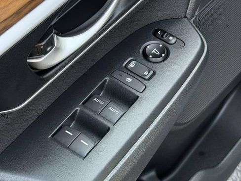 Used 2020 Honda CR-V EX image 6