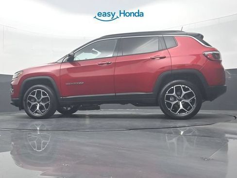 Used 2025 Jeep Compass Limited AWD/4WD image 29