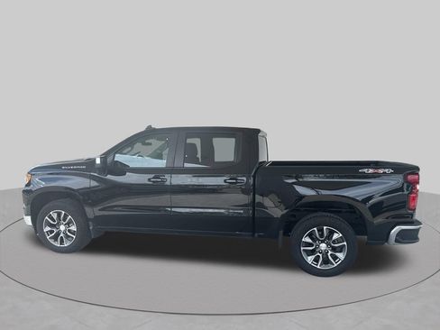 Used 2024 Chevrolet Silverado 1500 LT AWD/4WD image 4