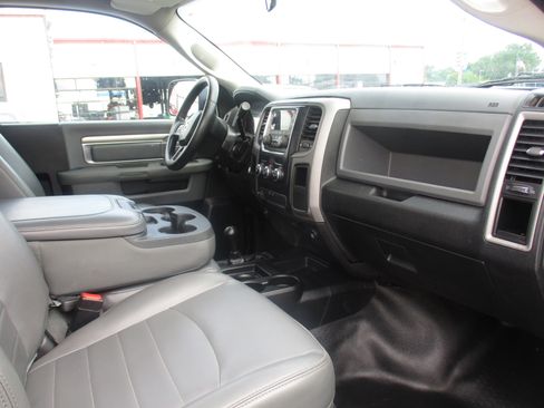 Used 2015 RAM 3500 Tradesman w/ Power & Remote Entry Group AWD/4WD image 24