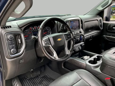 Used 2021 Chevrolet Silverado 2500 LTZ w/ LTZ Convenience Package AWD/4WD image 18