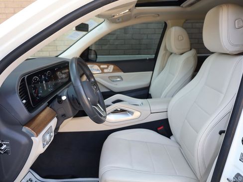 Used 2020 Mercedes-Benz GLE 350 w/ Premium Package image 16