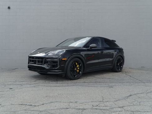 Certified 2024 Porsche Cayenne Turbo GT AWD/4WD image 1