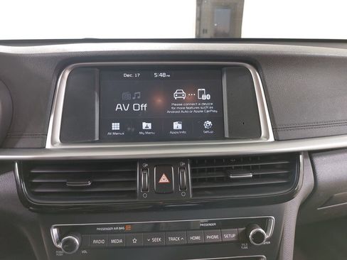 Used 2020 Kia Optima LX image 26