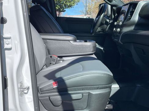 New 2026 RAM 2500 Tradesman w/ Chrome Appearance Group image 33