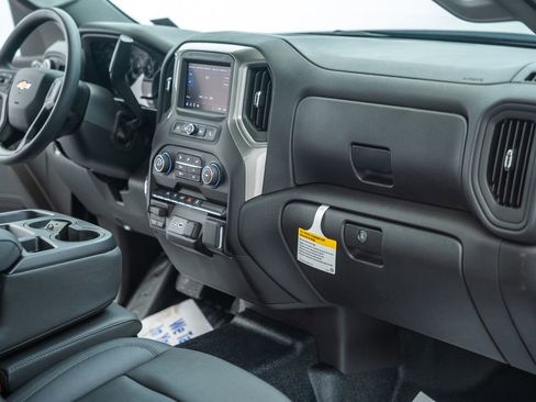 New 2026 Chevrolet Silverado 1500 W/T AWD/4WD image 21