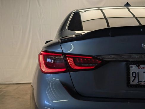 Used 2018 INFINITI Q50 Red Sport 400 w/ Sensory Package (Sport) RWD image 9