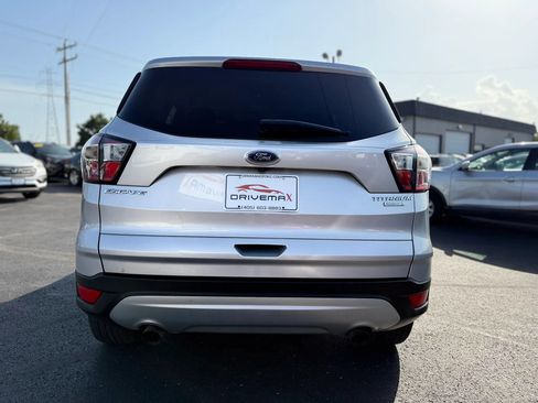 Used 2017 Ford Escape Titanium FWD image 4